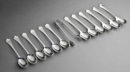 Rat-Tail Trefid Silver Teaspoon and Tongs Set (12 Teaspoons, 1 Sugartongs)